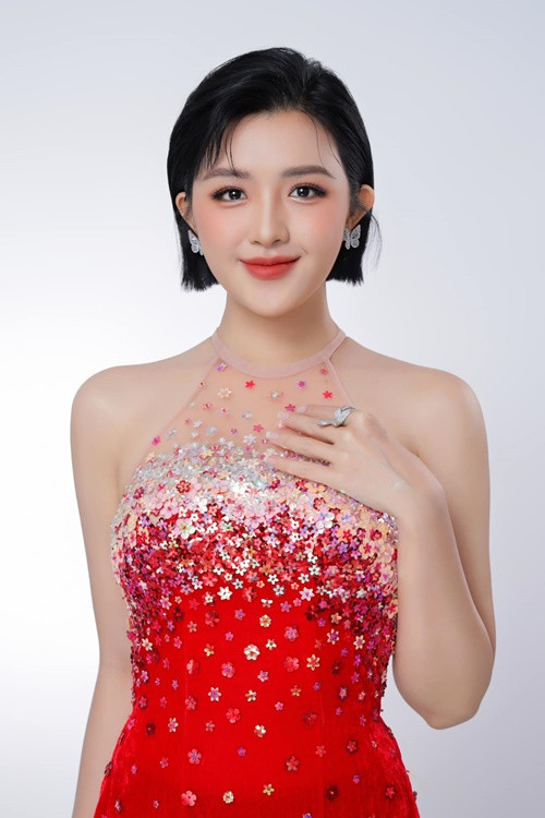 Quản Trần Gia Hân giành giải Người đẹp hùng biện, vào thẳng top 30 trong chung kết Hoa hậu Quốc gia Việt Nam 2024. Người đẹp từng giành danh hiệu á hậu 2 cuộc thi Miss Peace Vietnam 2022. Ảnh: FB Gia Hân.