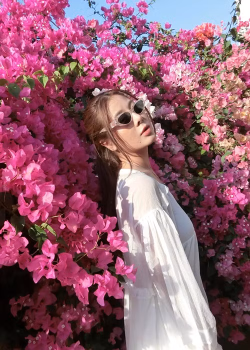 "Kiều nữ làng hài" vẫn khóa bình luận của người lạ trên trang cá nhân.