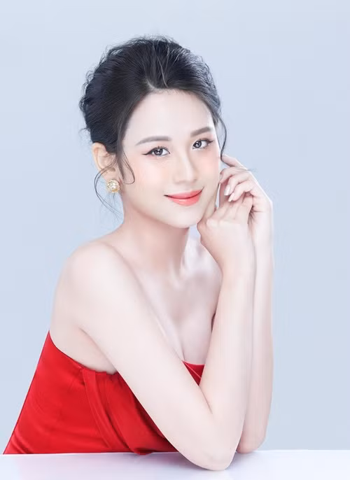 Phương Anh sinh con trai đầu lòng năm 2022. Ảnh: FB Phương Anh.