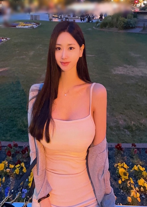 Candy Seul hiện tại có 1,6 triệu người theo dõi trên Instagram.