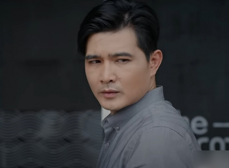 Quang Sự được quan tâm khi đóng vai phản diện Nghĩa trong phim Trạm cứu hộ trái tim năm 2024. Anh hiện tại lọt top 10 đề cử Diễn viên nam ấn tượng tại VTV Awards 2024. Ảnh: VOV.