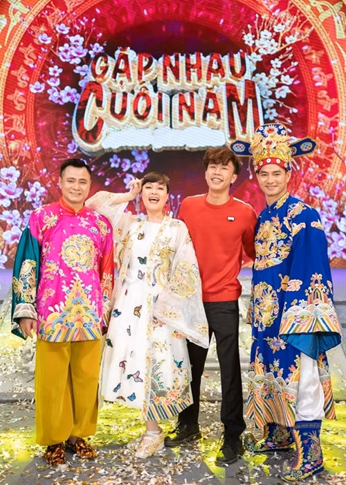 Tự Long góp mặt trong Táo quân nhiều năm qua. Ảnh: Người Đưa Tin.