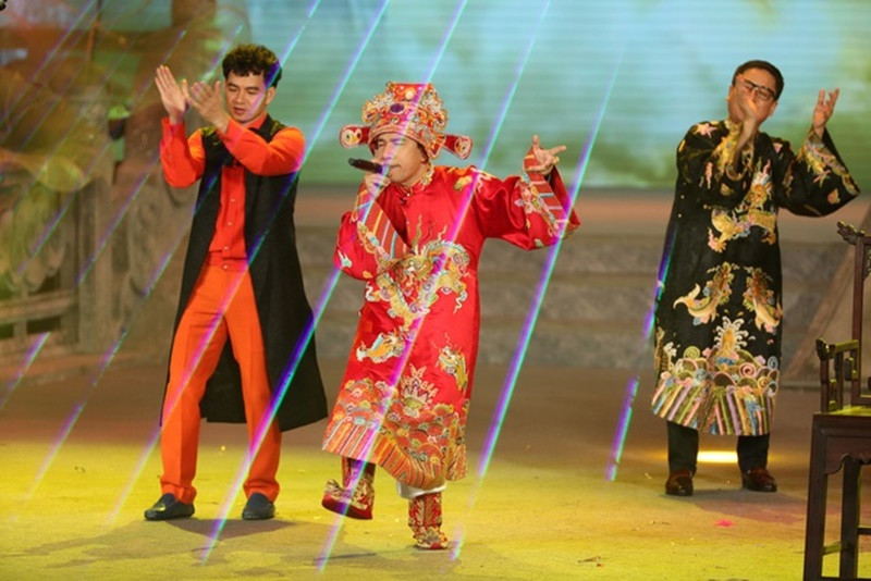 Nghệ sĩ Quang Thắng chia sẻ trên Dân Việt, anh nhận được lời mời tham gia Táo quân 2025, lịch tập buổi đầu tiên sẽ diễn ra vào tuần sau. Ảnh: VFC.