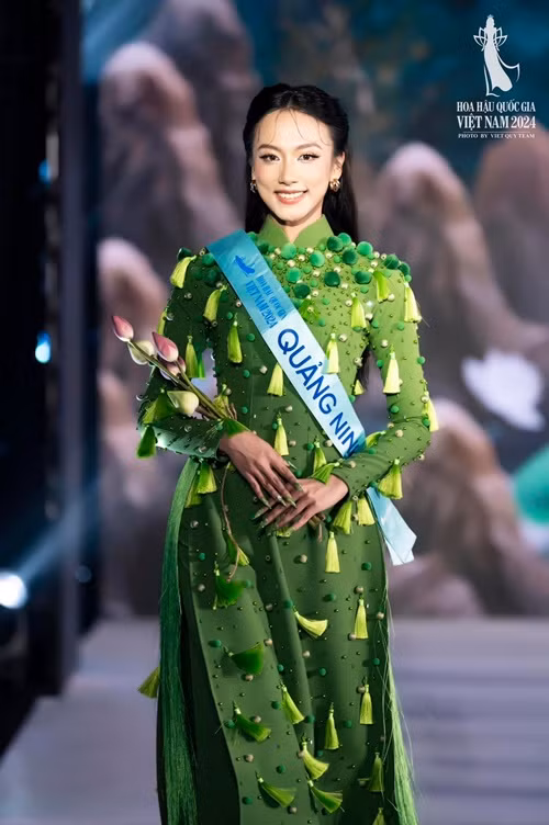 Thi sinh co chieu cao “khung” o Hoa hau Quoc gia Viet Nam 2024