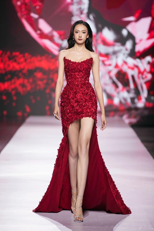 Chung kết Hoa hậu Quốc gia Việt Nam 2024 dự kiến diễn ra vào ngày 28/12. Tân hoa hậu sẽ đại diện Việt Nam thi Hoa hậu quốc tế 2025. Ảnh: FB Mỹ Ngân.