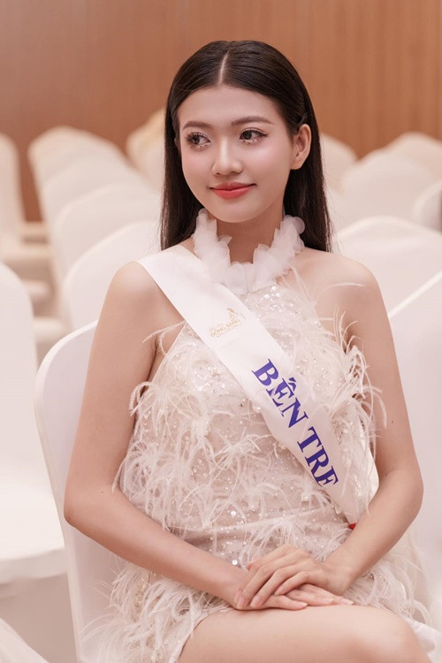 Kim Thơ đến từ Bến Tre, từng tham gia một số cuộc thi nhan sắc trước Hoa hậu Đồng bằng sông Cửu Long 2024. Ảnh: Fanpage Hoa hậu Đồng bằng sông Cửu Long.