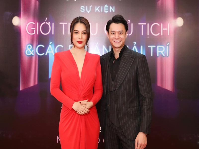 Tháng 3/2024, mối quan hệ giữa Trương Ngọc Ánh - Anh Dũng khiến nhiều người tò mò bởi cả hai không công khai xuất hiện bên nhau. Dịp 8/3, hay lễ Tình nhân, Trương Ngọc Ánh không nhắc đến bạn trai kém 14 tuổi.