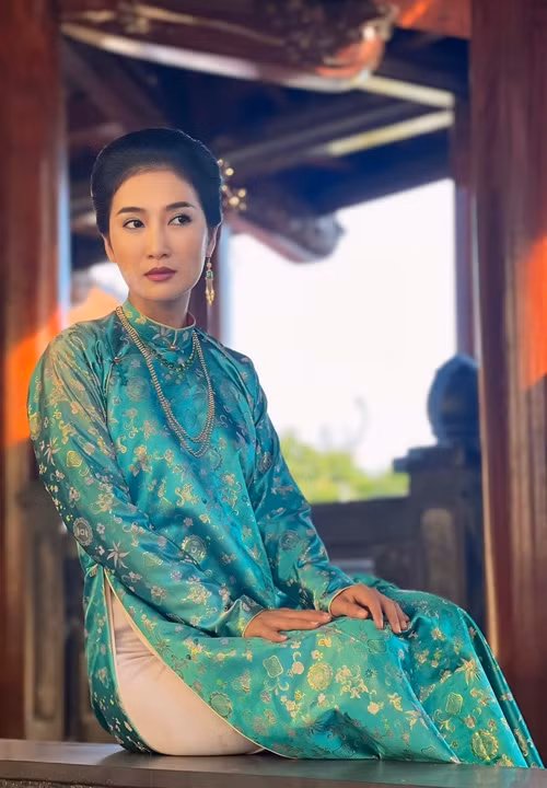 Tháng 4/2024, diễn viên Quỳnh Lam chia sẻ trên Znews, cô chia tay Alex Selcoe cách đây nửa năm. Ảnh: FB Quỳnh Lam.