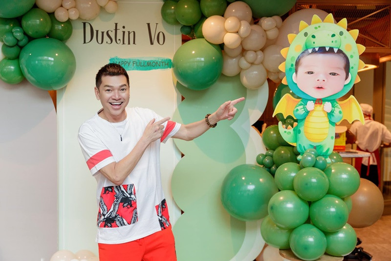 Diễn viên Quang Minh vừa tổ chức tiệc đầy tháng cho con trai Dustin. Ảnh: FB Quang Minh.