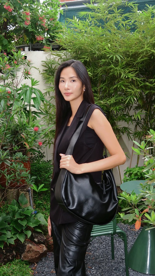 Trước thông tin bị Thanh Hằng tố cáo, Hoàng Thùy giữ im lặng. Ảnh: FB Hoàng Thùy.