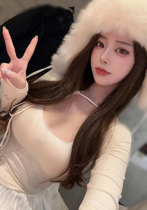 Quá xinh đẹp, gợi cảm, Jin Hee Nyang gây chú ý mỗi khi đăng ảnh đời thường.