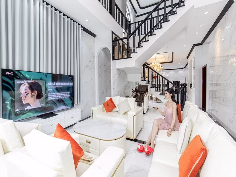 Biệt thự của Phan Thị Mơ ở Tiền Giang rộng 600m2, có nội thất sang trọng, tiện nghi.