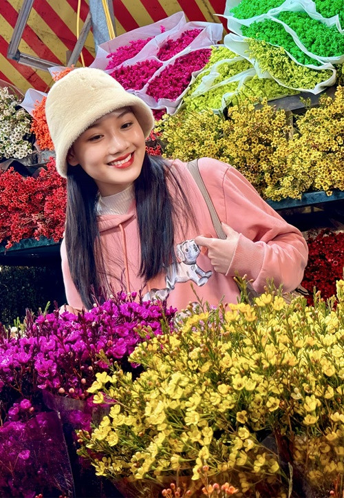 Ở đời thường, Á hậu Phương Thanh cuốn hút nhờ vẻ ngoài mộc mạc. Ảnh: FB Phương Thanh.