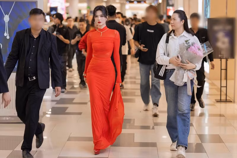 Thông tin Ngọc Trinh đóng phim trở lại gây chú ý. Ảnh: FB Ngọc Trinh.