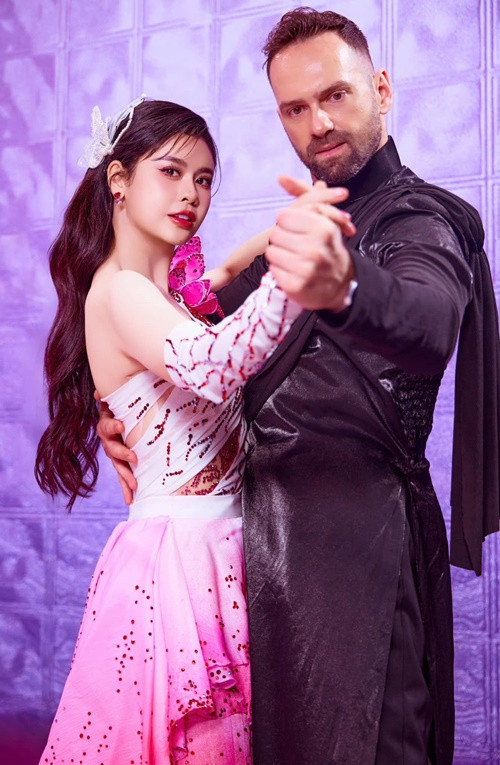 Tiết mục của Trương Quỳnh Anh xếp thứ hai trong bảng xếp hạng. Ảnh: FB Trương Quỳnh Anh.