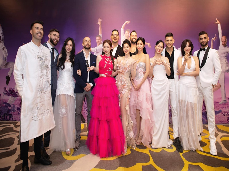 Ở Bước nhảy hoàn vũ 2024, Trương Quỳnh Anh thân thiết với các đối thủ như Phạm Lịch, Quỳnh Nga. Ảnh: FB Trương Quỳnh Anh.