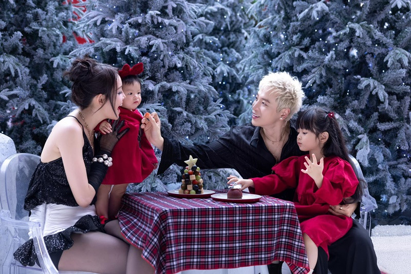 Trương Mỹ Nhân và Phí Ngọc Hưng gắn bó được 6 năm, đã đăng ký kết hôn vào năm 2023. Ảnh: FB Trương Mỹ Nhân.