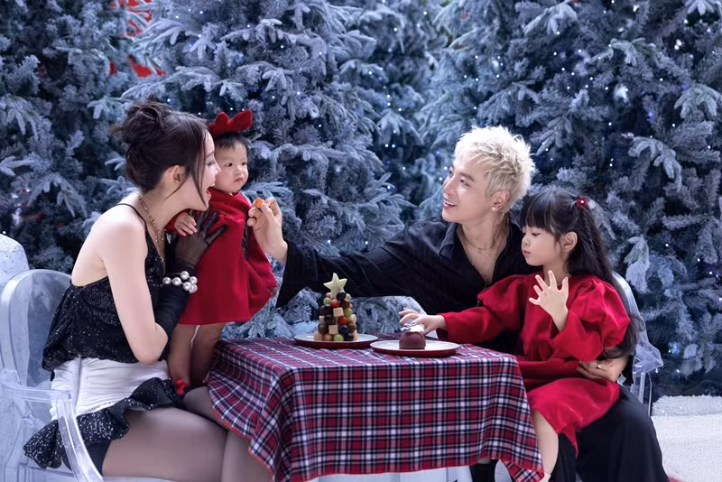 Trương Mỹ Nhân và Phí Ngọc Hưng gắn bó được 6 năm, đã đăng ký kết hôn vào năm 2023. Ảnh: FB Trương Mỹ Nhân.