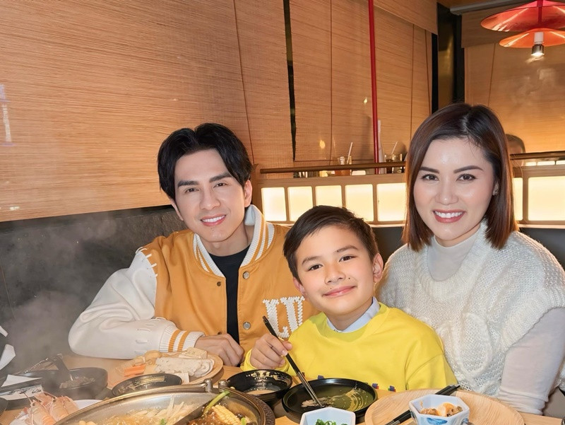 Năm 2013, Đan Trường - Thủy Tiên tổ chức hôn lễ ở Mỹ. Năm 2017, cả hai có con trai chung tên Mathis Thiên Từ. Năm 2021, cặp đôi công khai ly hôn. Ảnh: FB Thủy Tiên.