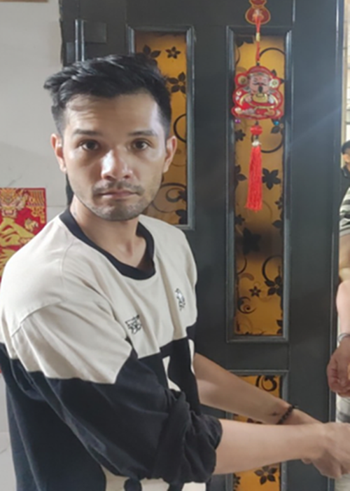 Trong năm 2024, ngoài An Tây và Chi Dân, một số gương mặt khác của showbiz cũng bị bắt. Người mẫu Nhikolai Đinh là một trong số đó. Tháng 6/2024, Nhikolai Đinh bị khởi tố về hành vi tàng trữ trái phép chất ma túy. Ảnh: Vietnamnet.