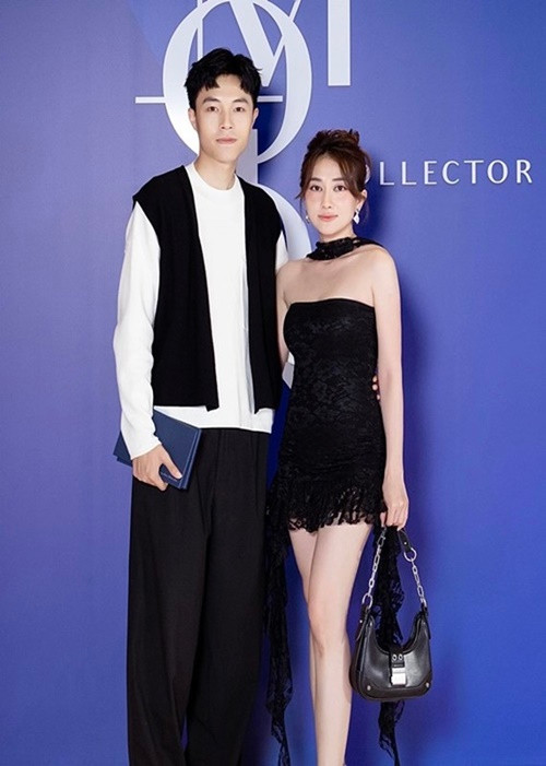 Phương Lan và chồng kém 1 tuổi sánh đôi tại các sự kiện sau đám cưới. Ảnh: FB Phương Lan.