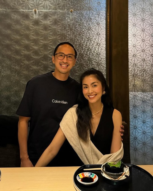 Nam doanh nhân cảm ơn Hà Tăng đã chăm sóc anh và các con. Ảnh: Instagram Louis Nguyễn.