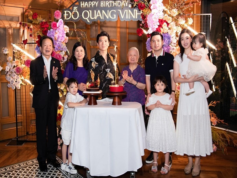 Hình ảnh Hoa hậu Mỹ Linh chúc mừng sinh nhật anh chồng. Ảnh: FB Đỗ Quang Vinh.