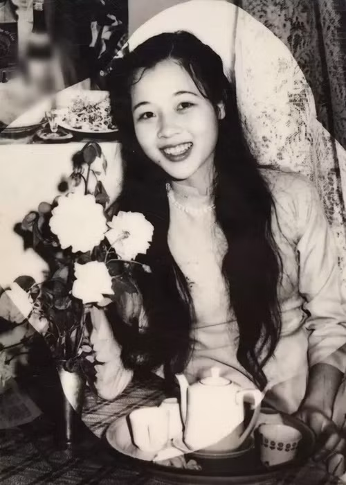 Ngày trẻ, mẹ đẻ của Lương Thùy Linh xinh đẹp không kém hoa hậu. Bà có chiều cao 1m64. Ảnh: Vietnamnet.