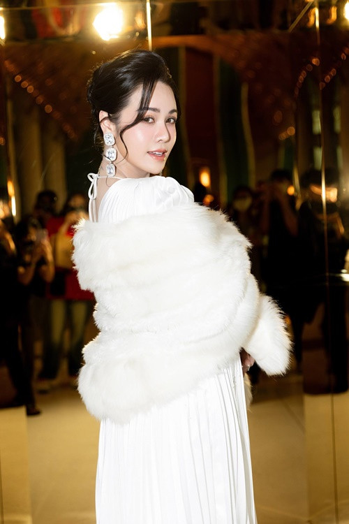 Năm 2022, Nhật Kim Anh chia sẻ, cô sợ yêu sau khi ly hôn nên vẫn độc thân. Ảnh: FB Nhật Kim Anh.