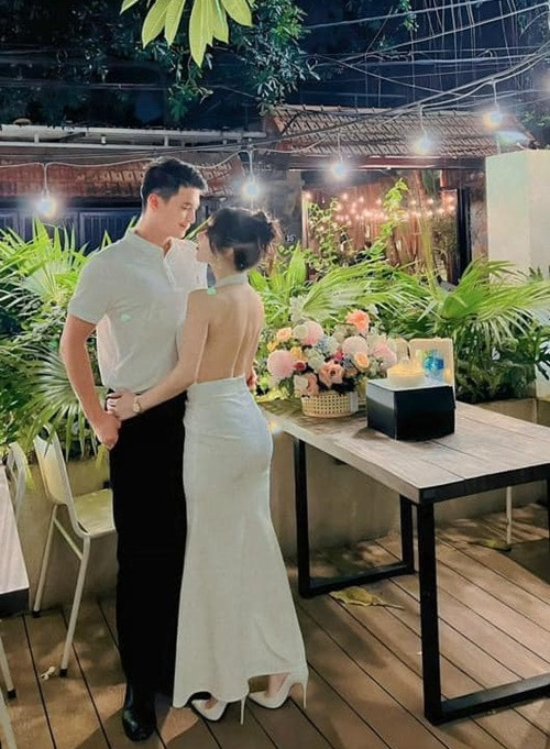 4 năm qua, Huỳnh Anh - Bạch Lan Phương bên nhau không rời. Ảnh: FB Huỳnh Anh.