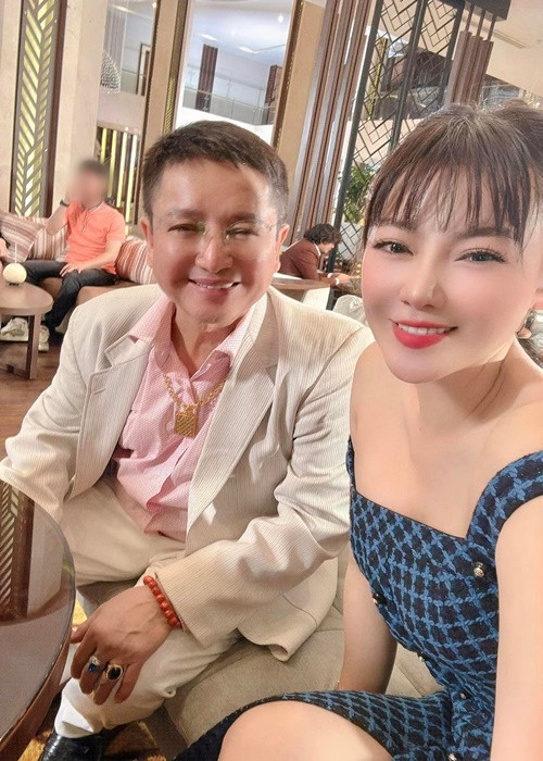 Trên trang cá nhân, Thanh Hương đăng một số hình ảnh gợi cảm của mình trên phim trường Đại gia chân đất 2025. Ảnh: FB Thanh Hương.