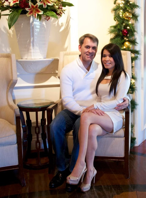 "Em là tình yêu của anh, cuộc sống của anh, khởi đầu và kết thúc của anh", chồng Bích Tuyết viết.