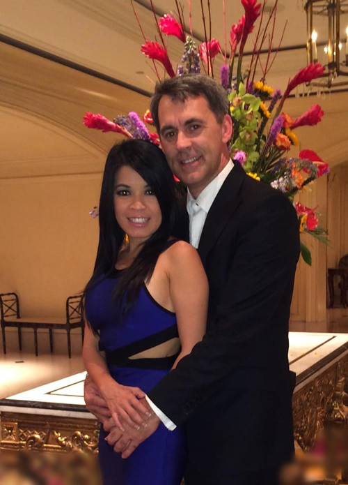 Bích Tuyền và chồng ngoại quốc đang sống trong căn biệt thự trị giá 1.600 tỷ ở Mỹ.