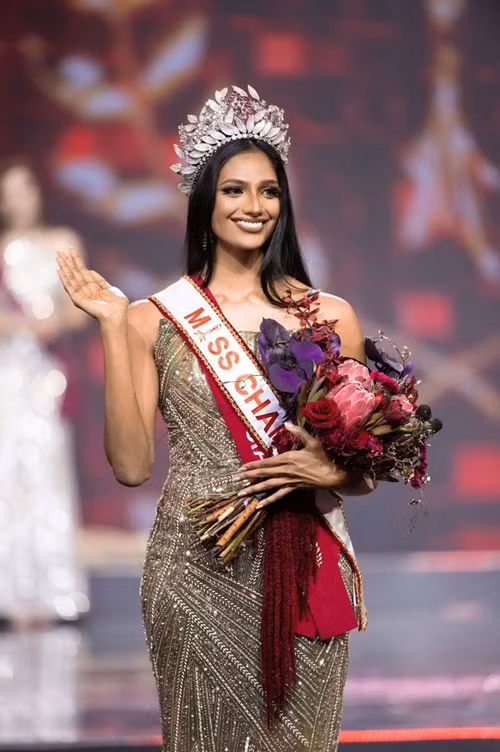 Đại diện Malaysia - Rashmita Rasindran vừa đăng quang Miss Charm 2024. Ảnh: Vietnamnet.