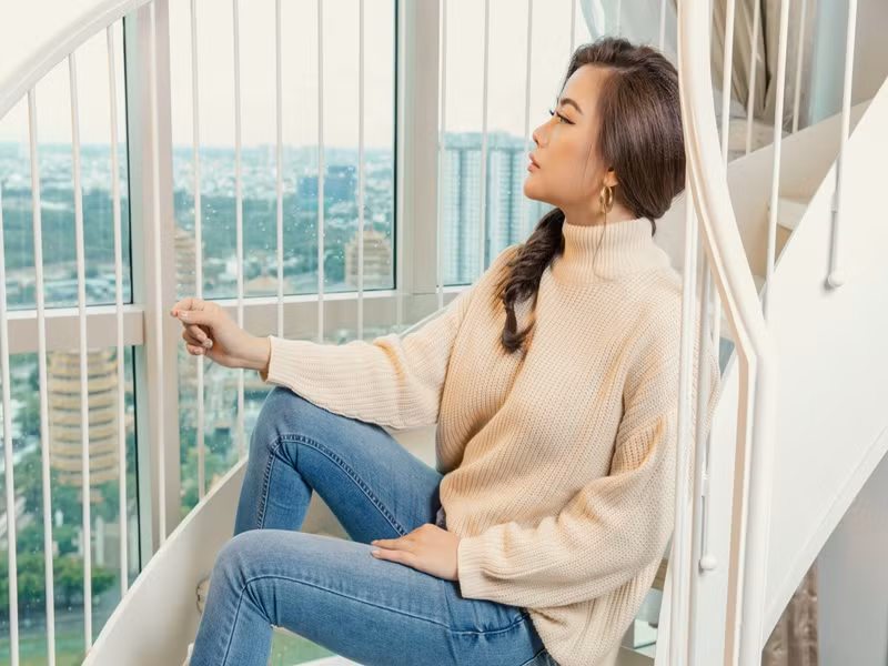 Trương Ngọc Ánh chia sẻ hình ảnh ngắm cảnh từ căn hộ.