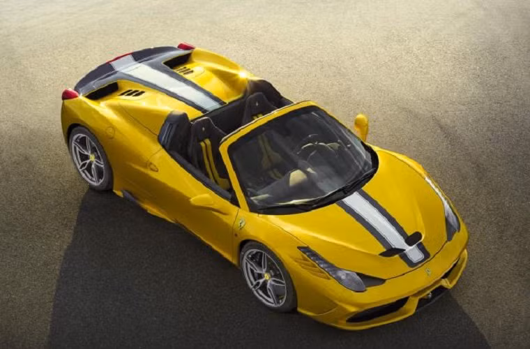 5. Ferrari 458 Speciale Aperta: trang bị động cơ V8, dung tích 4,5 lít, 597 mã lực và mô-men xoắn cực đại 540 Nm tại 6.000 vòng/phút. 