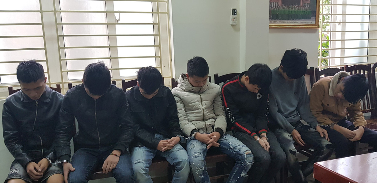 Triet pha duong day chiem doat tai khoan ngan hang, Facebook de lua dao