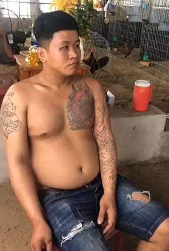 Thành bị nhóm anh em xã hội đến tận nhà dạy cho một bài học sau khi đánh dã man nữ sinh chỉ vì va chạm giao thông.