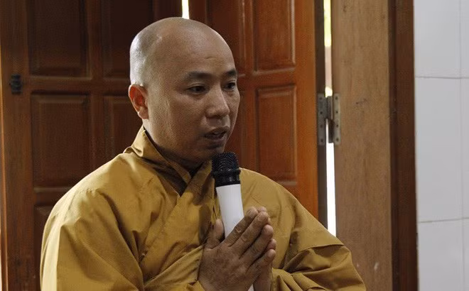 Dai duc Thich Duc Niem lo anh nong: Bao su vuong lum xum tuong tu?-Hinh-2