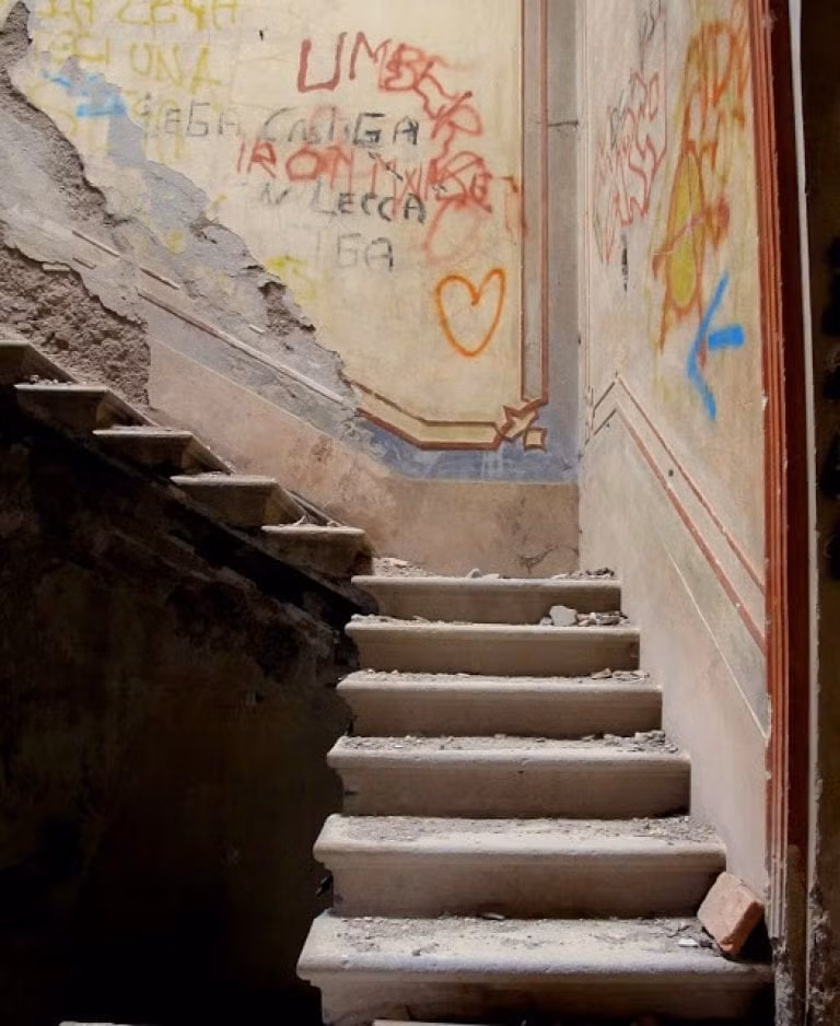 Bi an rung ron ve biet thu bo hoang dang so nhat Italy-Hinh-10