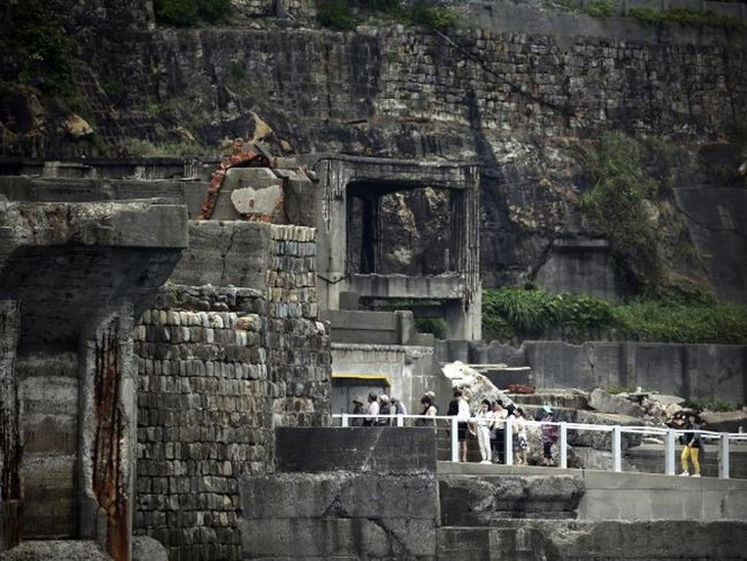 Ngày nay, hòn đảo trở thành điểm du lịch nổi tiếng, thu hút đông đảo du khách quốc tế.