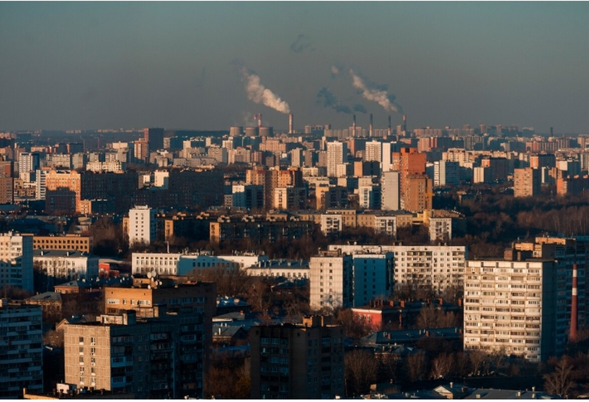 Nga có hơn 1.100 thành phố nhưng chỉ khoảng 15 trong số đó có dân số trên 1 triệu người. Riêng Moscow có dân số chính thức là 13 triệu người vào năm 2023, khiến thủ đô trở thành thành phố đông dân nhất đất nước.