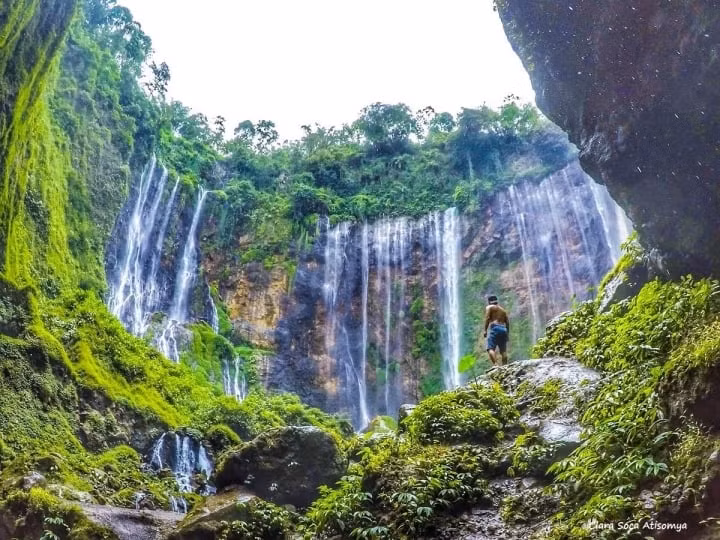 Ngẩn ngơ trước vẻ kỳ ảo của thác nước đẹp nhất Indonesia - Hình 7 Ngan ngo truoc ve ky ao cua thac nuoc dep nhat Indonesia-Hinh-7