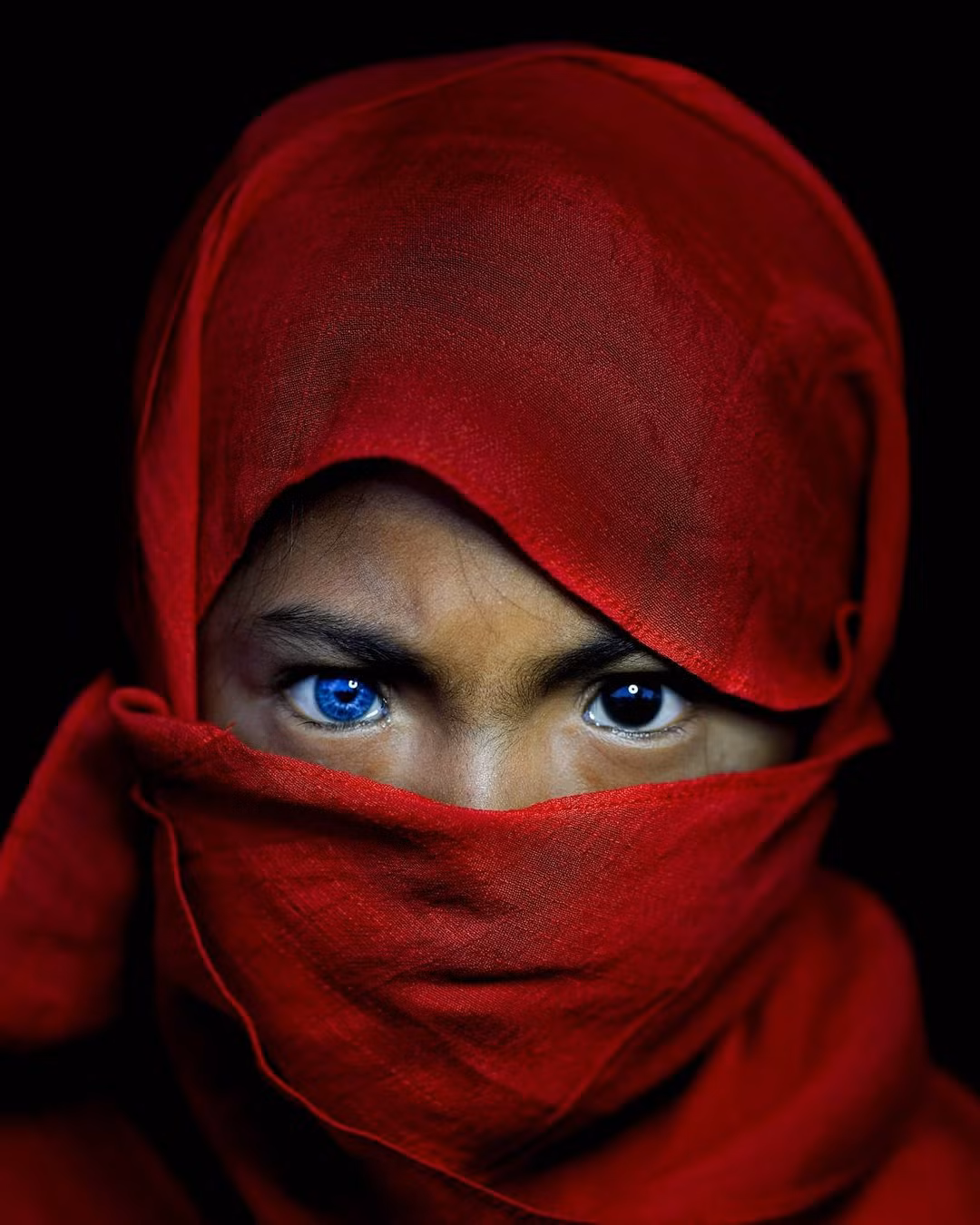 Ly giai doi mat mau xanh ky la cua bo lac o Indonesia-Hinh-3