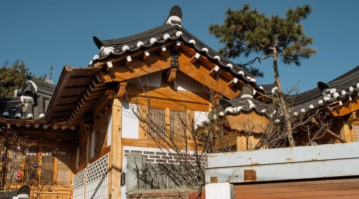 Chiem nguong lang co dep nhat Seoul khien du khach me met-Hinh-4