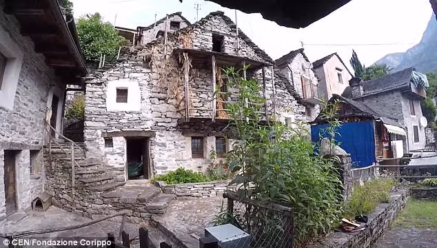 Kinh ngac ngoi lang nho nhat Thuy Si chi co 9 nguoi o-Hinh-2