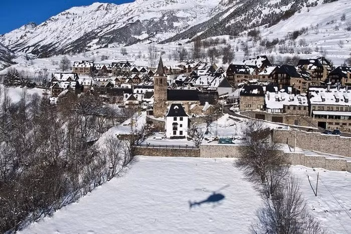 Choáng ngợp những ngôi làng đẹp như tranh ở Tây Ban Nha - Hình 3 Choang ngop nhung ngoi lang dep nhu tranh o Tay Ban Nha-Hinh-3