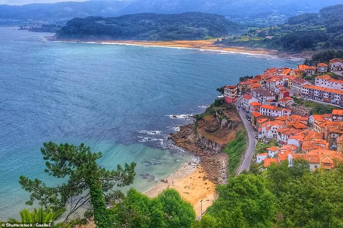 Choáng ngợp những ngôi làng đẹp như tranh ở Tây Ban Nha - Hình 12 Choang ngop nhung ngoi lang dep nhu tranh o Tay Ban Nha-Hinh-12