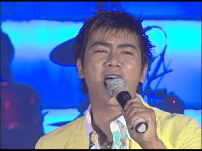 Nam ca si noi tieng mot thoi ve Can Tho hat sinh nhat