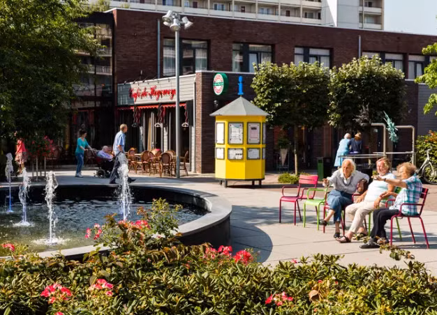 Tham ngoi lang ky la, toan bo cu dan mat tri nho